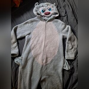 Adorable Gray-Blue Yeti Onesie! GUC- With Pockets! Unisex